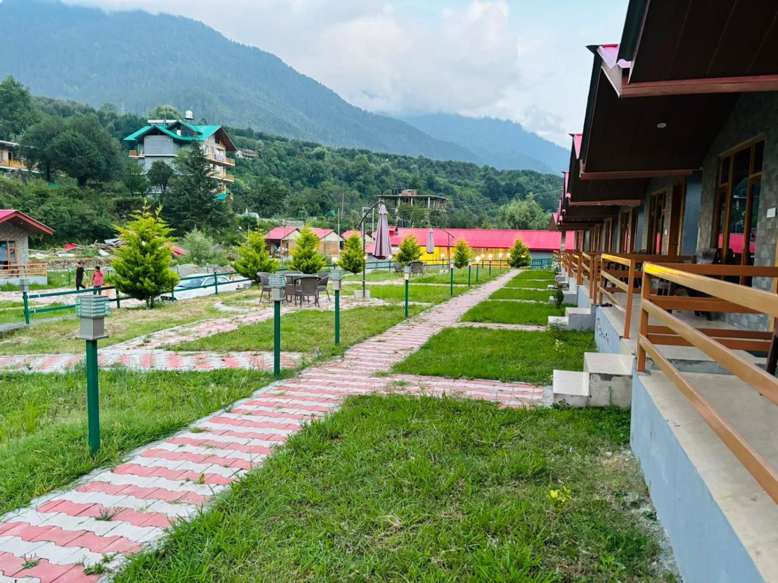 Shivalaya Retreat - A River Side Resort - Manali (Himachal Pradesh) — Photos 2